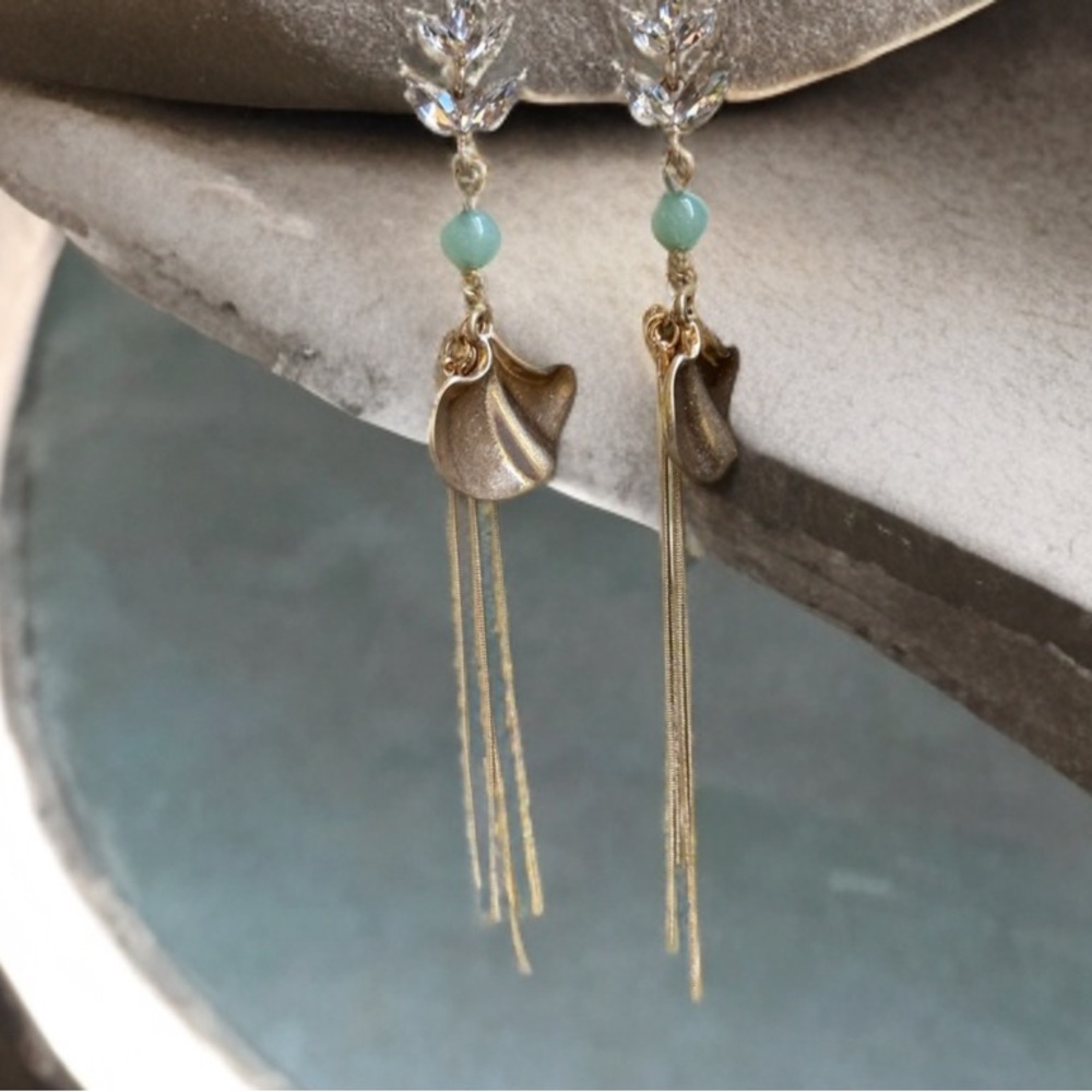 Buckle Gold and Green Dangle Earrings